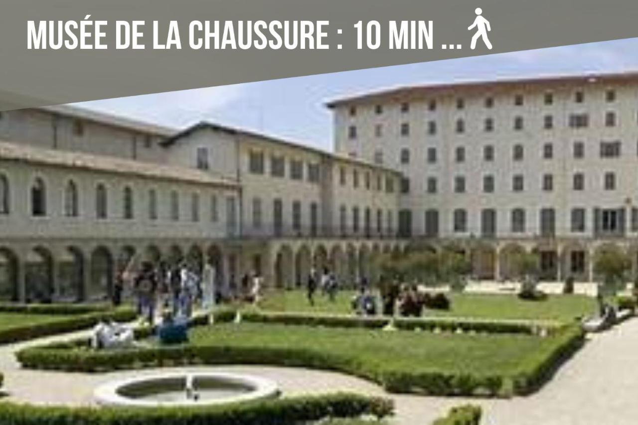 Le Bouquiniste, Centre Historique, Fibre, Ess, Rez-De-Chaussee, Bedinshop Romans-sur-Isere Luaran gambar